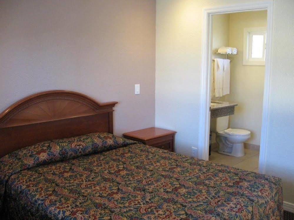 Thunderbird Motel Сисайд Экстерьер фото